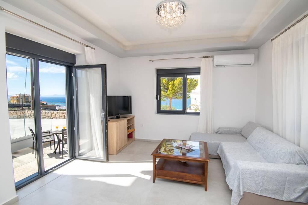 George'S Apartment Rethymno  Bagian luar foto